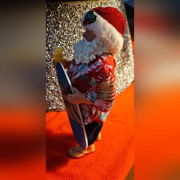 Surfer Santa - Picture 4 of 10